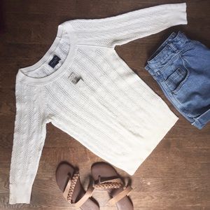 American Eagle Off-White Sweater - New